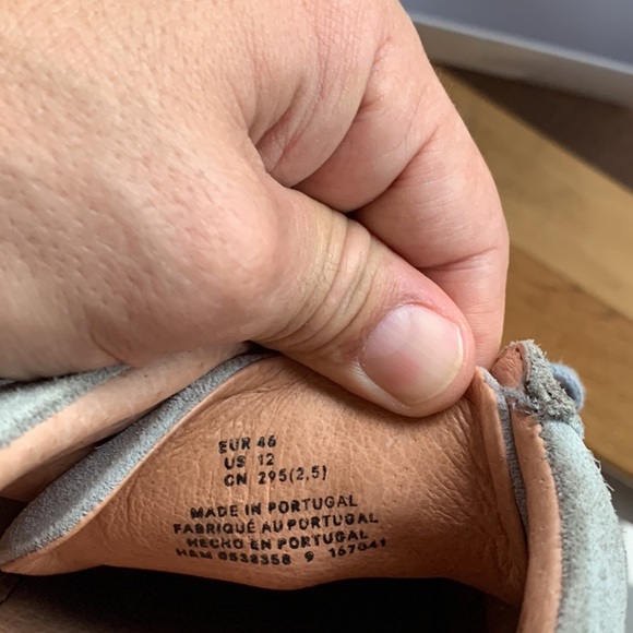 H&M size 12 grey suede - Picture 5 of 5